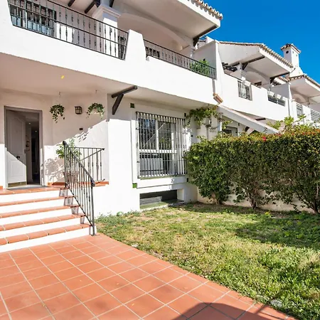 בית נופש Casa Esquina מארבלה